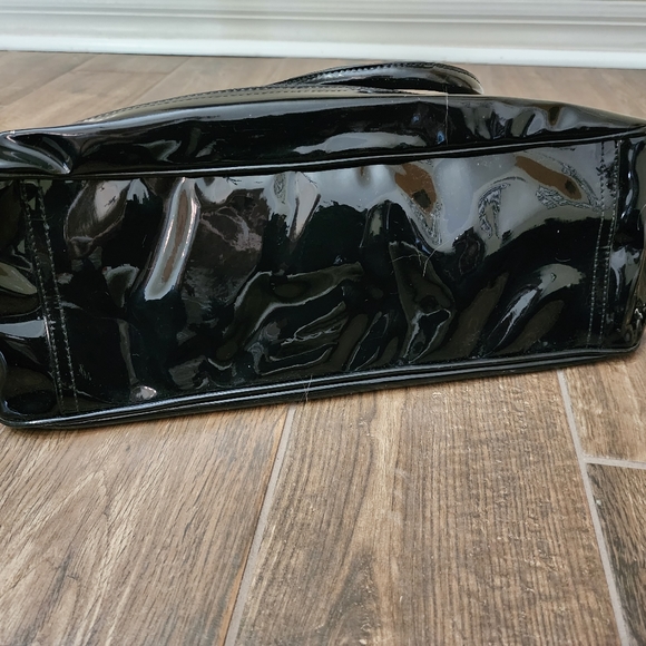 LuLu Black Quilted Patent Leather-look Purse - Picture 8 of 10